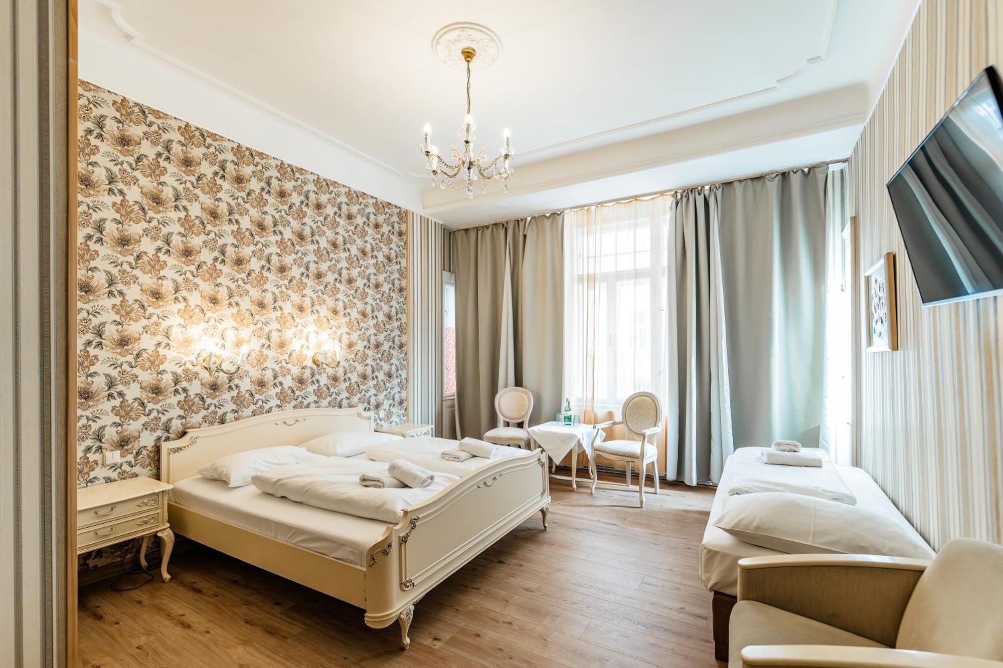 Hotel Pension Baronesse Wien Exteriör bild