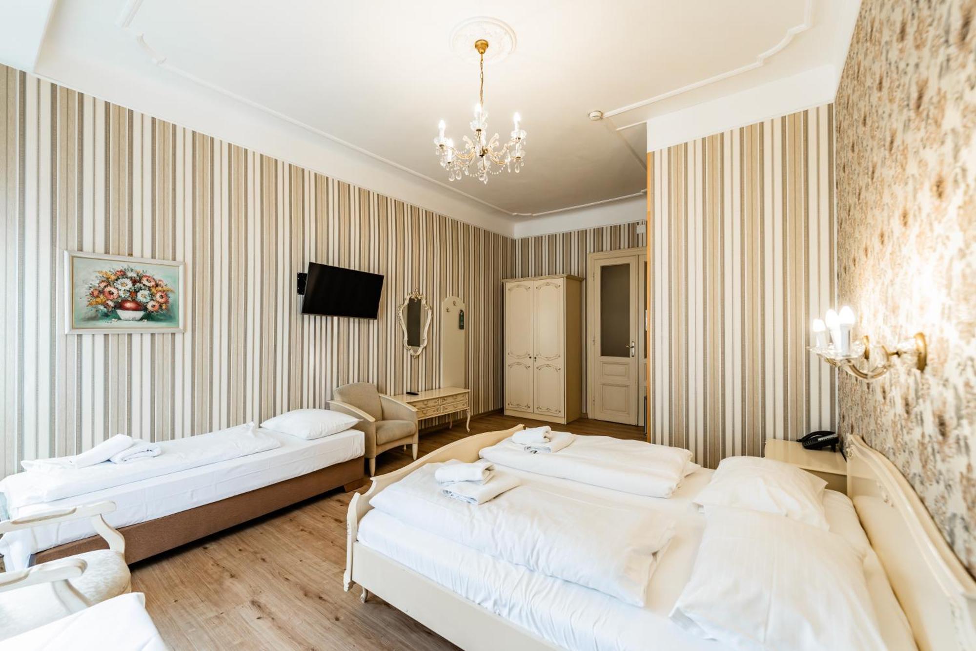 Hotel Pension Baronesse Wien Exteriör bild