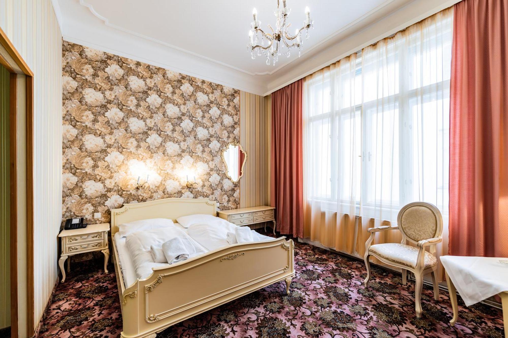 Hotel Pension Baronesse Wien Exteriör bild