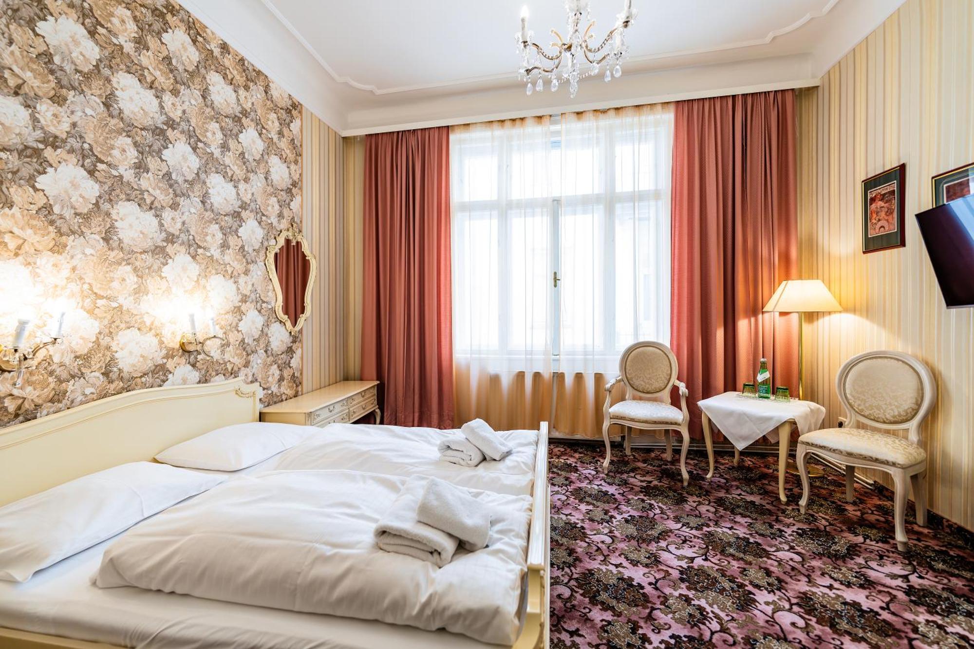 Hotel Pension Baronesse Wien Exteriör bild
