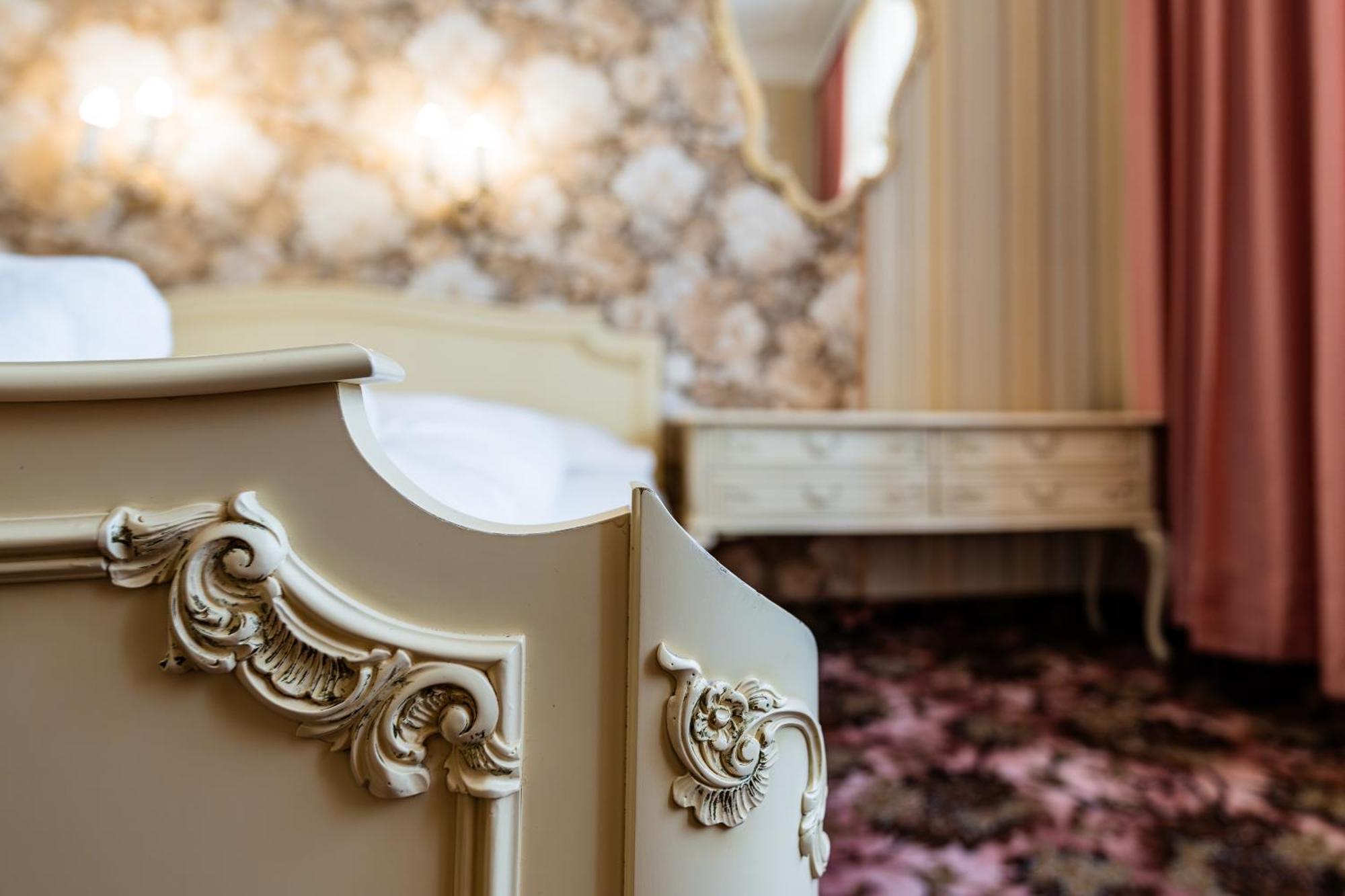 Hotel Pension Baronesse Wien Exteriör bild